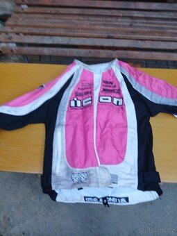 Moto oblečení po ženě - 2
