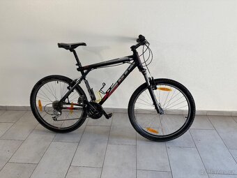 Horské kolo GT Avalanche 2.0 - 2