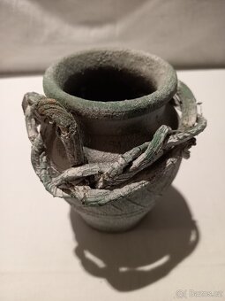 Keramická dekorační váza. - 2