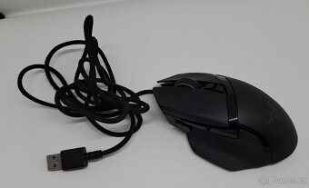 Kabelová herní myš Razer Basilisk V3 - 2