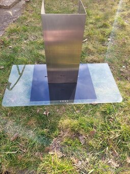 Komínová digestoř Whirlpool se sklem - 2