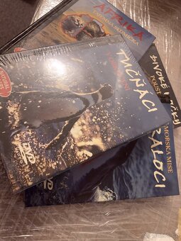 Více jak 50 ks DVD o zvířatech světa - Natural Killers - 2