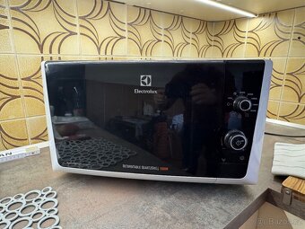 Electrolux EMS 21400 S hezky stav - 2