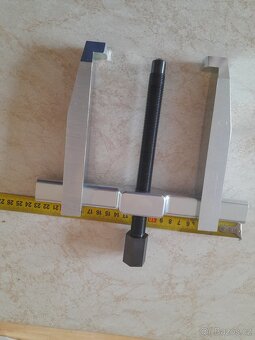 Dvouramenný stahovák - 2