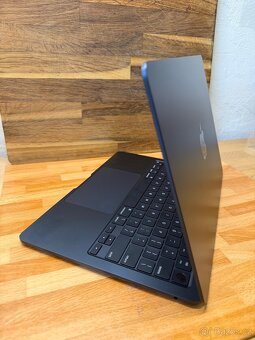 MacBook Air M3, 2025, 256GB (12 měsíců záruka) - 2