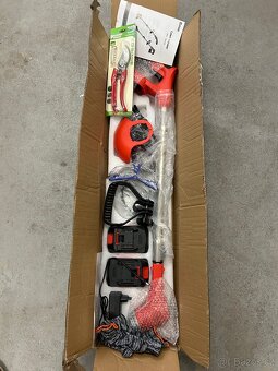 Akumulátorová sekačka na trávu - 2