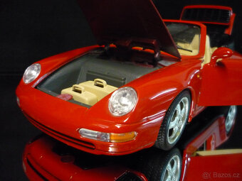 Porsche 911 Carrera Cabriolet Bburago 1/18 - 2