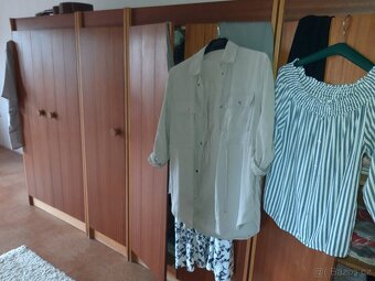 Staré retro skříně cena za všechny - 2