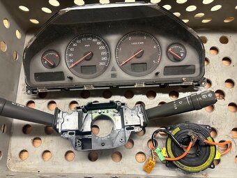 Volvo V70 D5 D5244T 2002 120kW - 2