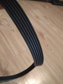 Ozubený klínový řemen Febi Bilstein 28925 - 2