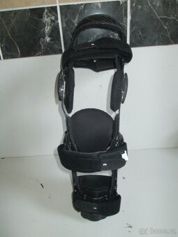 kolenní ortéza Medi - 2