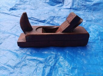 Dřevěný hoblík - 2