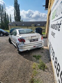 Peugeot 206cc 1.6i16v - 2