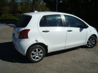 Toyota Yaris 1.0 - 2