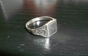 Stříbrný prsten - 2