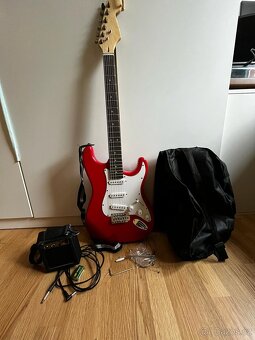 El.kytara s příslušenstvím, akustická kytara a ukulele - 2