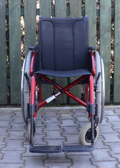 012-Mechanický invalidní vozík Meyra Avanti. - 2