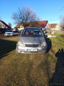Mercedes Benz A - 2