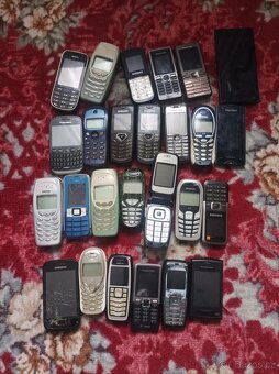 Prodám mojí sbírku mobilní telefony - 2