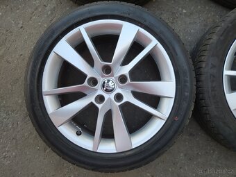 Alu kola 5X112 R17 ET49 Octavia 3 III a letní pneu 225/45/17 - 2