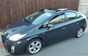 199.800km Toyota Prius-Solární Střecha-BEZ KOROZE-Servis 50k - 2