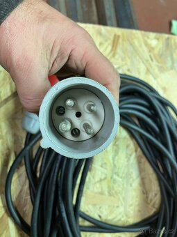 Prodlužovací kabel - 380 V - 16 A - 4kolík - 17,5 m - 2