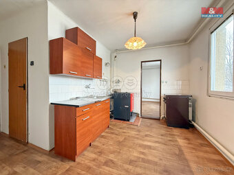 Prodej bytu 2+1, 61 m², Pojbuky - 2