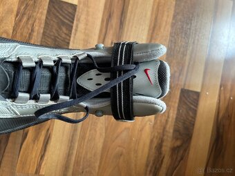 Přidám kolečkové brusle NIKE velikost 40,5 - 2