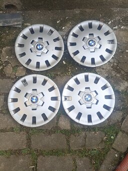 Originál poklice bmw - 2