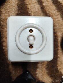 Staré vypínače 220v - 2