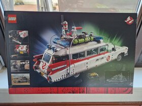LEGO 10274 Krotitelé duchů ECTO-1 - 2