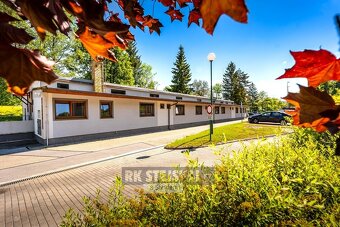 Prodej většího penzionu s vlastním parkovištěm,  v blízkosti - 2