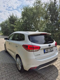 Kia Carens 1,7tdi záruka 7 míst - 2