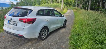 Kia Ceed 1.6 gdi 99kw - 2