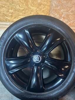 ALU Kola ŠKODA 5x112 R17 DOLOMITE Zánovní Letní Pneu 225/50 - 2