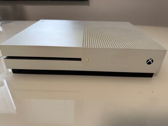 X Box One S 500 GB - 2