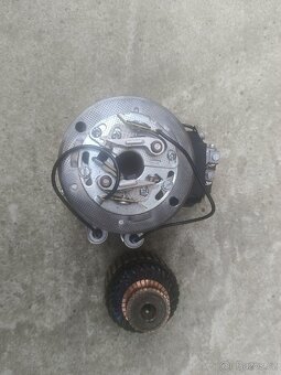 Dynamo jawa 6V 45 w dvouválec - 2