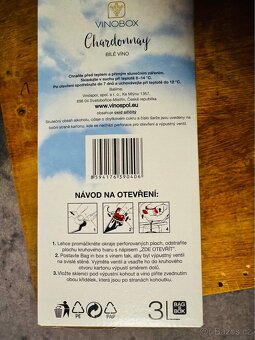 chardonnay bílé víno - 2