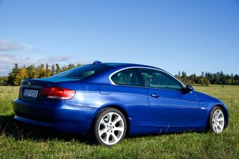 BMW e92 325 i - 2