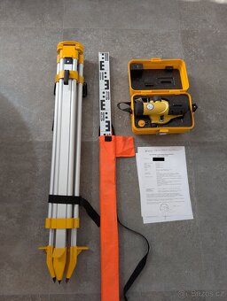 Nivelační přístroj SOUTH NL26 + stativ + lať 5 m - 2