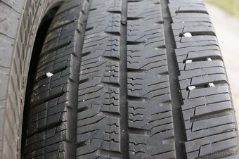 4ks pneu 225/70/15 C 2ks jsou zimni + 2ks celorocni 15C R15 - 2