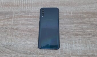 Samsung Galaxy A50 (128 GB) - 2