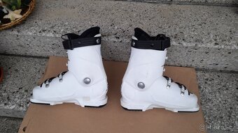 Kvalitní lyžáky Salomon SMax 25-25,5 cm - 2