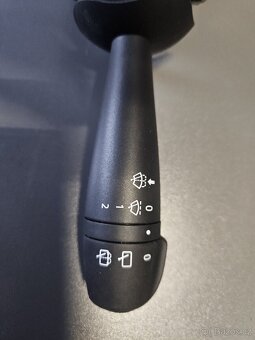 Páčka stěrače pravá Dacia - 2