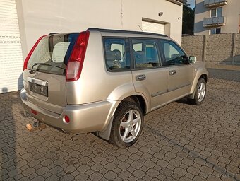 Nissan X-TRAIL 2,5 benzin - 2