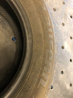 Pneu zimní 165/70/13 - 2