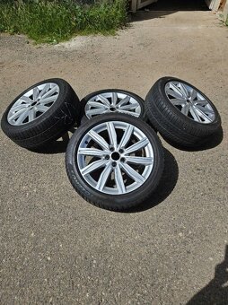 Alu kola Audi A6 S6 C8 19" + pneu Pirelli - 2