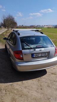 Kia Rio combi - 2