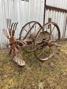 Staré zemědělské stroje - 2