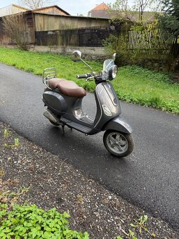 Vespa lxv 125 - 2